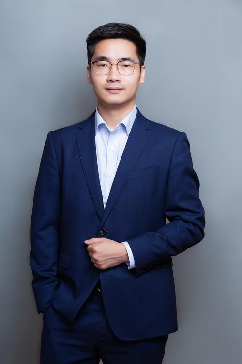 何联霞 公关与传播总监